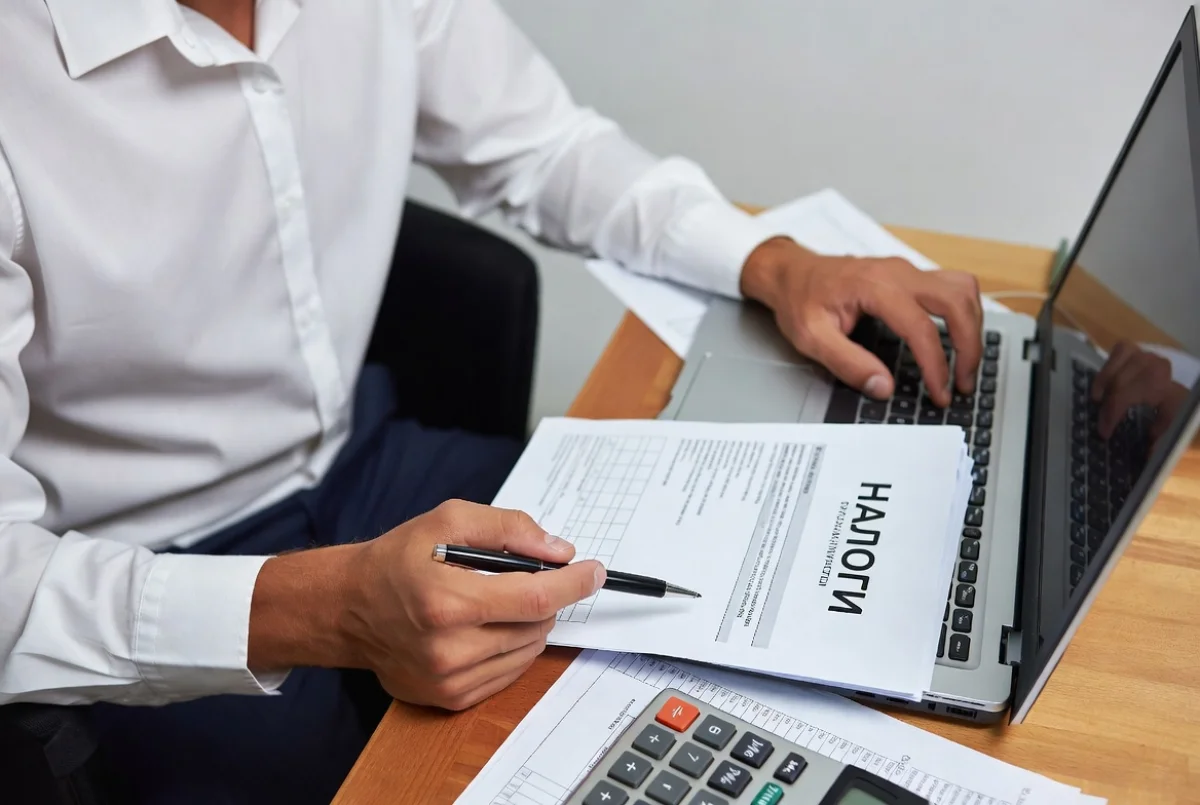 Казахстанцам напомнили о налогообложении выплат иностранным компаниям