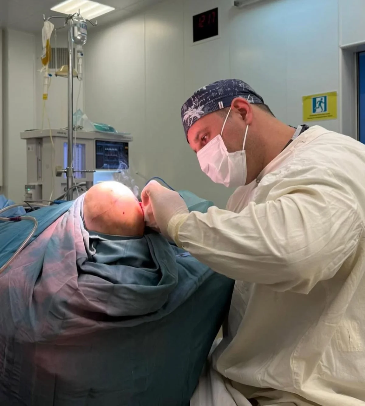 Таразда алғаш рет 1 жастағы балаға күрделі нейрохирургиялық ота жасалды