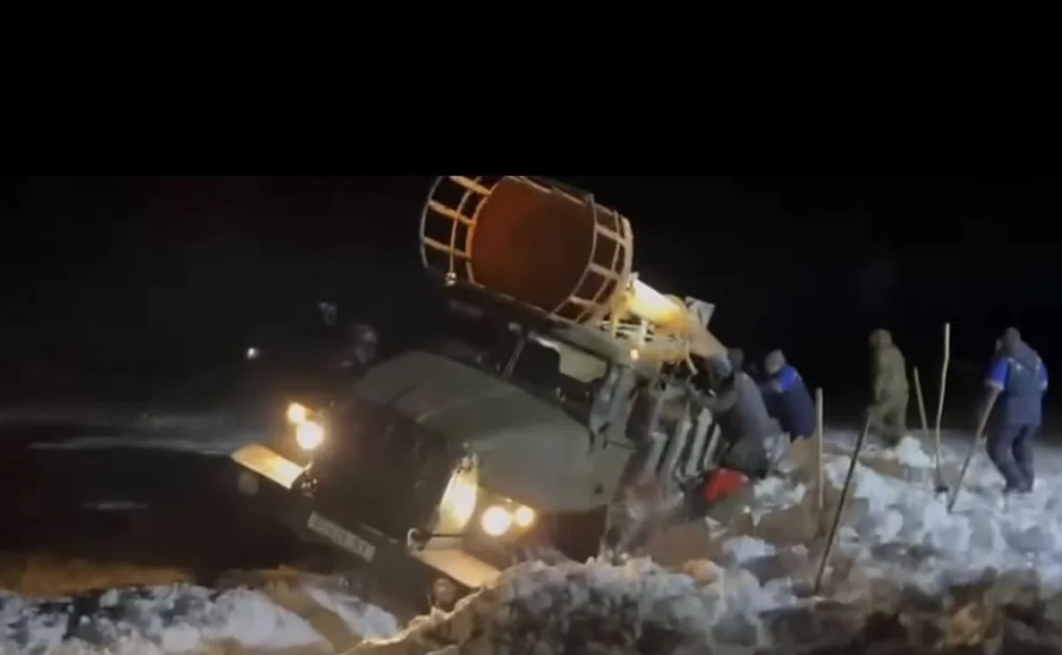 Снегопад оставил без электричества сёла Костанайской области