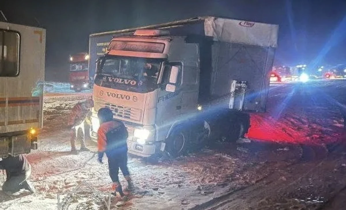 На три дня закрыли дорогу в районе Кордайского перевала