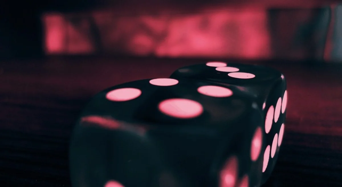 Лудомания на 118 миллионов: бухгалтер госпредприятия делал ставки за счет бюджета