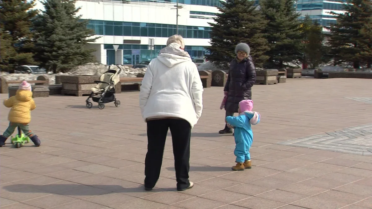 Декреттік демалысқа шығатын әкелер көбейген