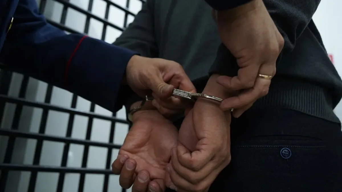 Өгей әке қамауға алынды