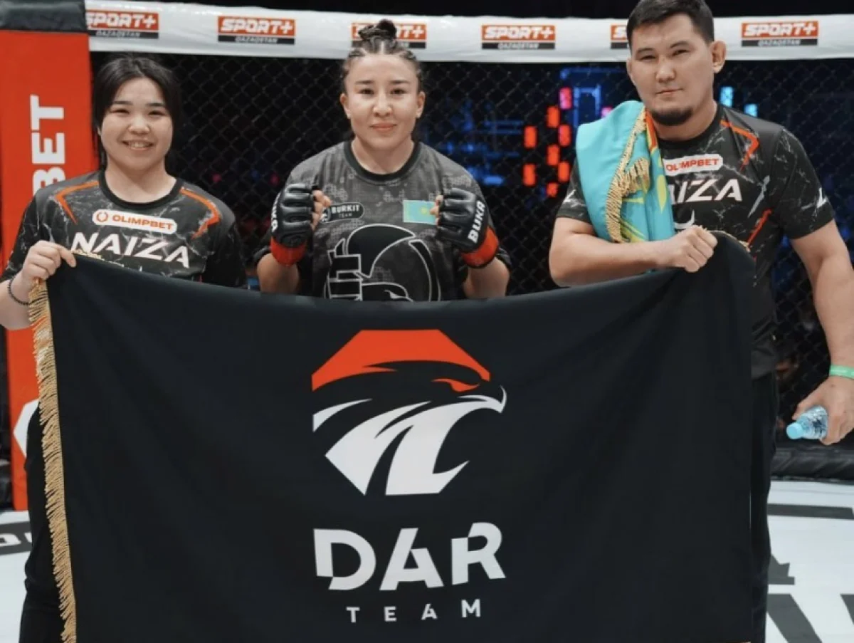 Закрывала глаза от ударов: казахстанская военнослужащая жёстко разобралась с соперницей