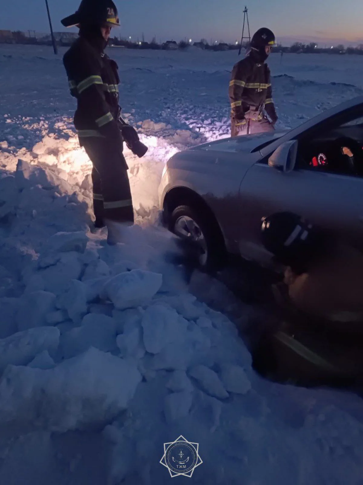 Қар құрсауынан құтқарды