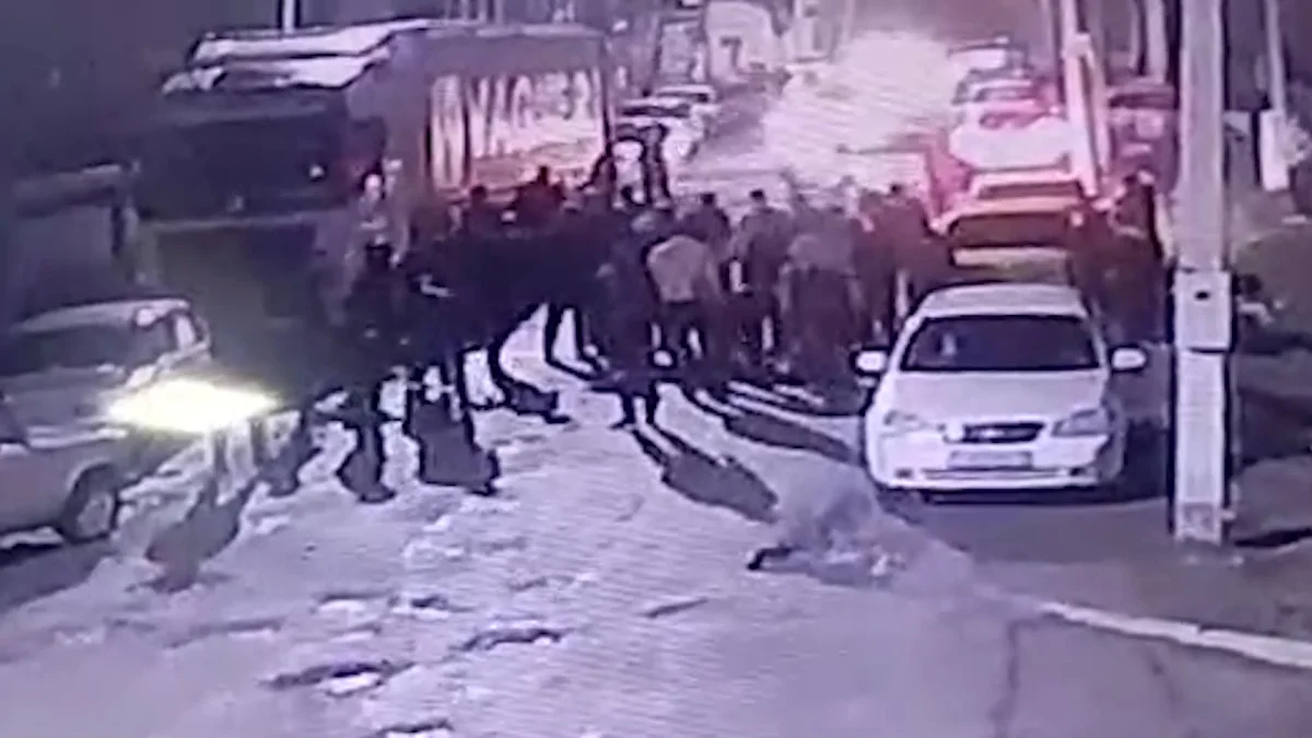 Түркістан облысында көкпардан оралған жас жігітті жиырмадан астам адам өлімші етіп сабап кеткен