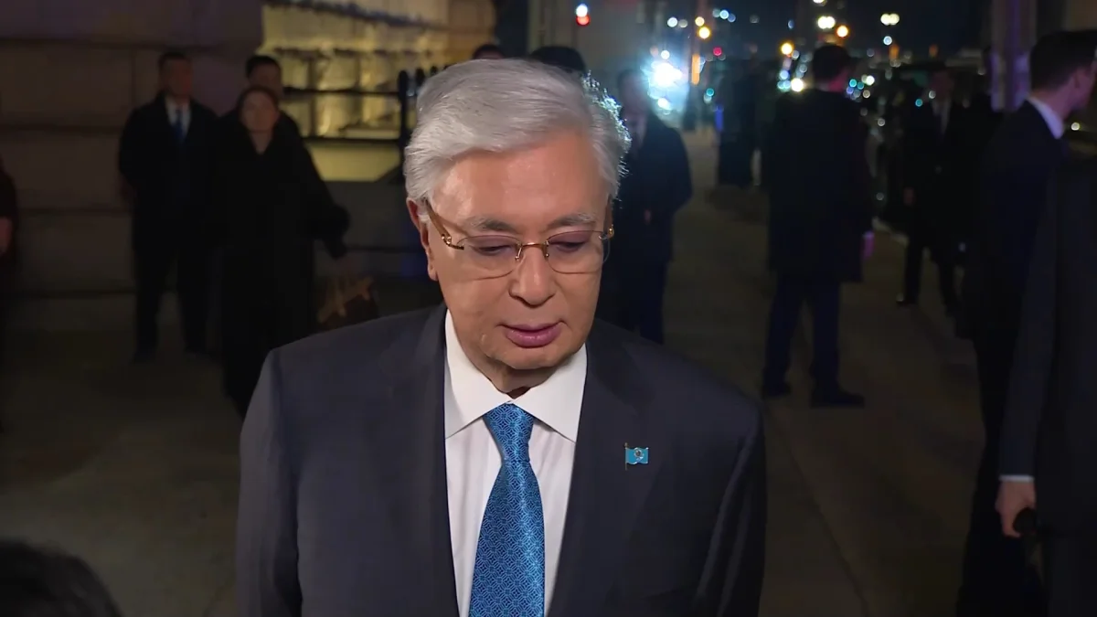 Глава государства встретился с казахстанцами в Вашингтоне