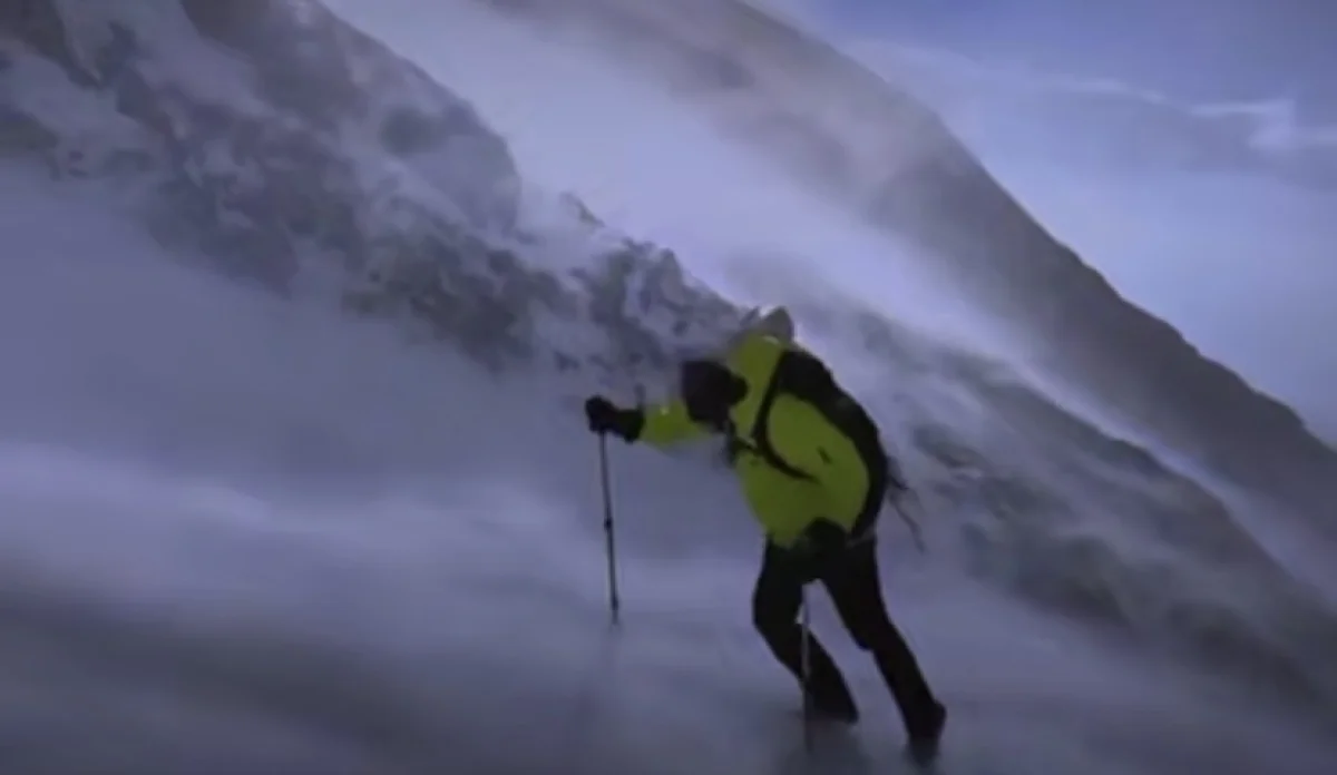 Из-за лавинной угрозы в горах Алматы выставлены блок-посты