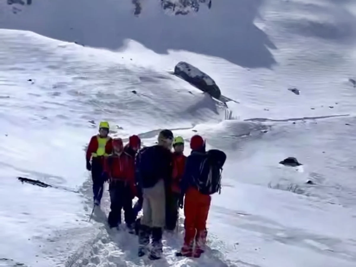 Турист погиб под лавиной в горах Алматы