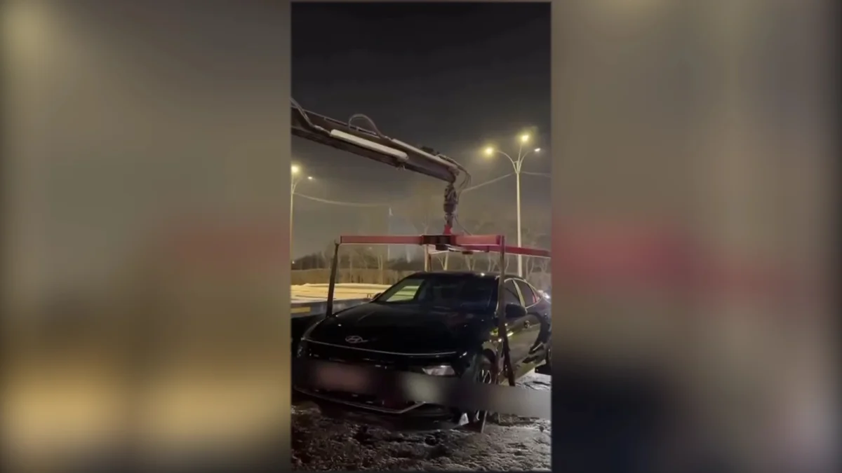 Астанада 22 жастағы бойжеткен полицияны аяғынан тік тұрғызды