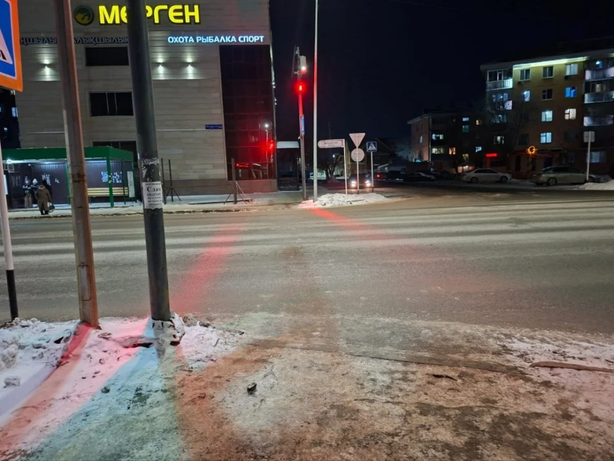 Ақтөбеде жаяу жүргіншіні алдын ала анықтайтын «ақылды» өткел орнатылды