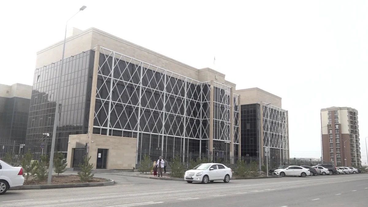 Түркістан облысында 15 жастағы қызды зорлады деп айыпталған зейнеткерге сот үкімі шықты