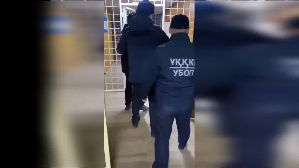 Атырауда тұрғындарға АИТВ инфекциясын қасақана жұқтырған екі трансвестит ұсталды