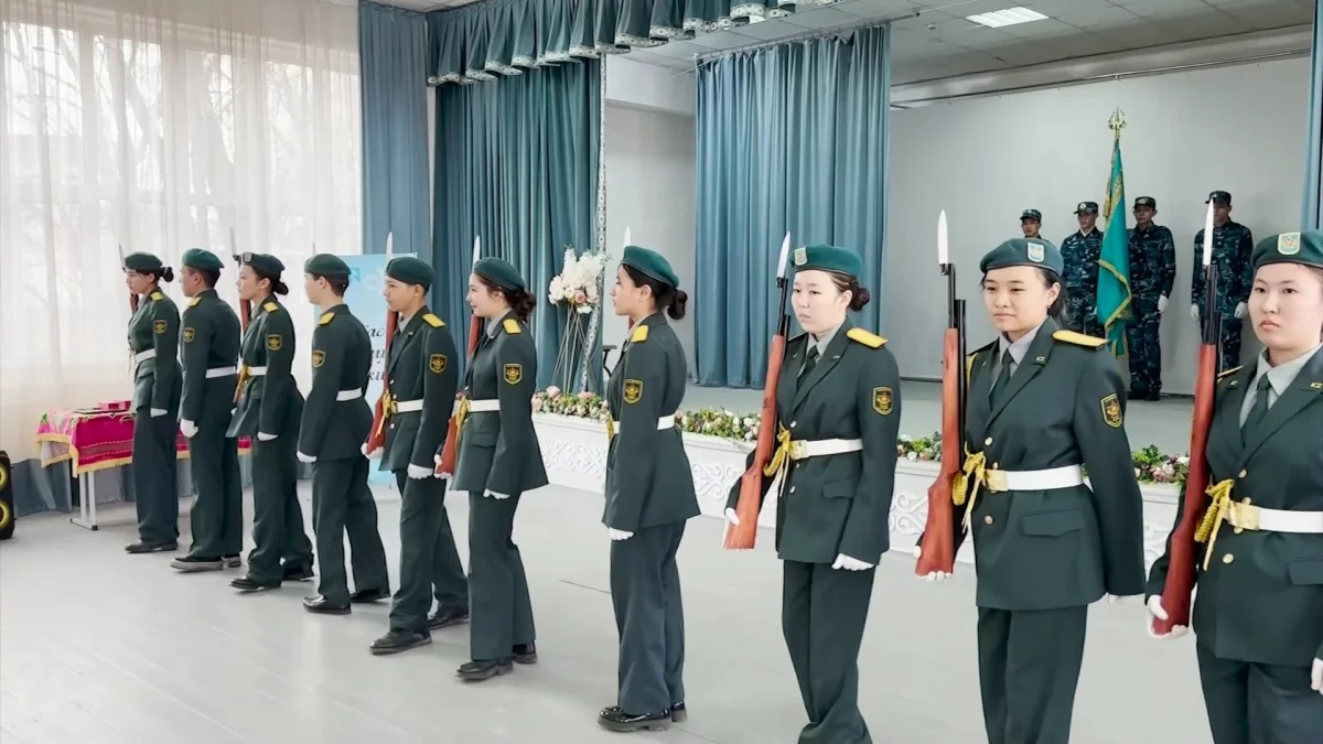 В Алматинской области открыли класс юных полицейских