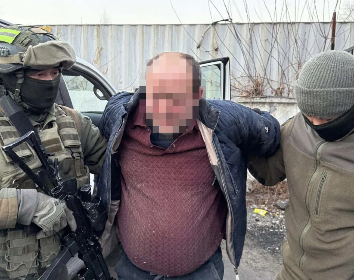 Спецслужбы пресекли международный наркоканал в Алматы