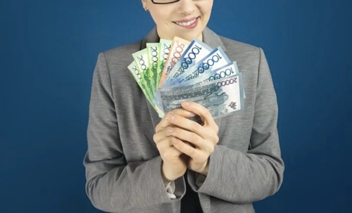 Двух актюбинок поймали на мошенничестве с документами