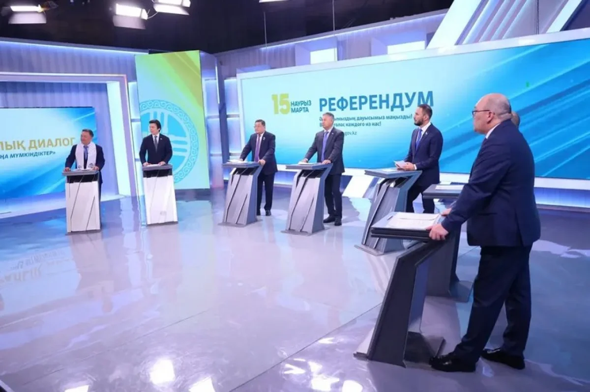 Доходы от недр, партийные списки и человекоцентричность: о чем спорят депутаты на конституционных дебатах в Астане