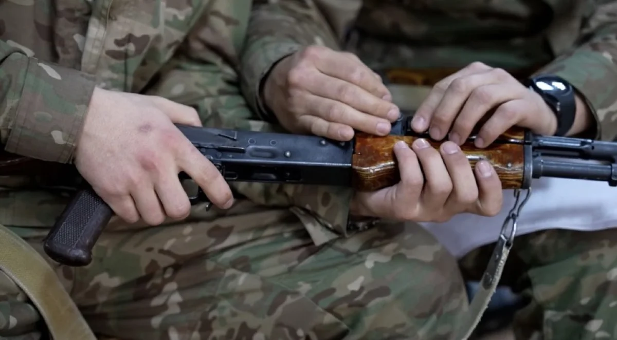 Новая практика в армии: солдат объединяют в группы взаимной поддержки