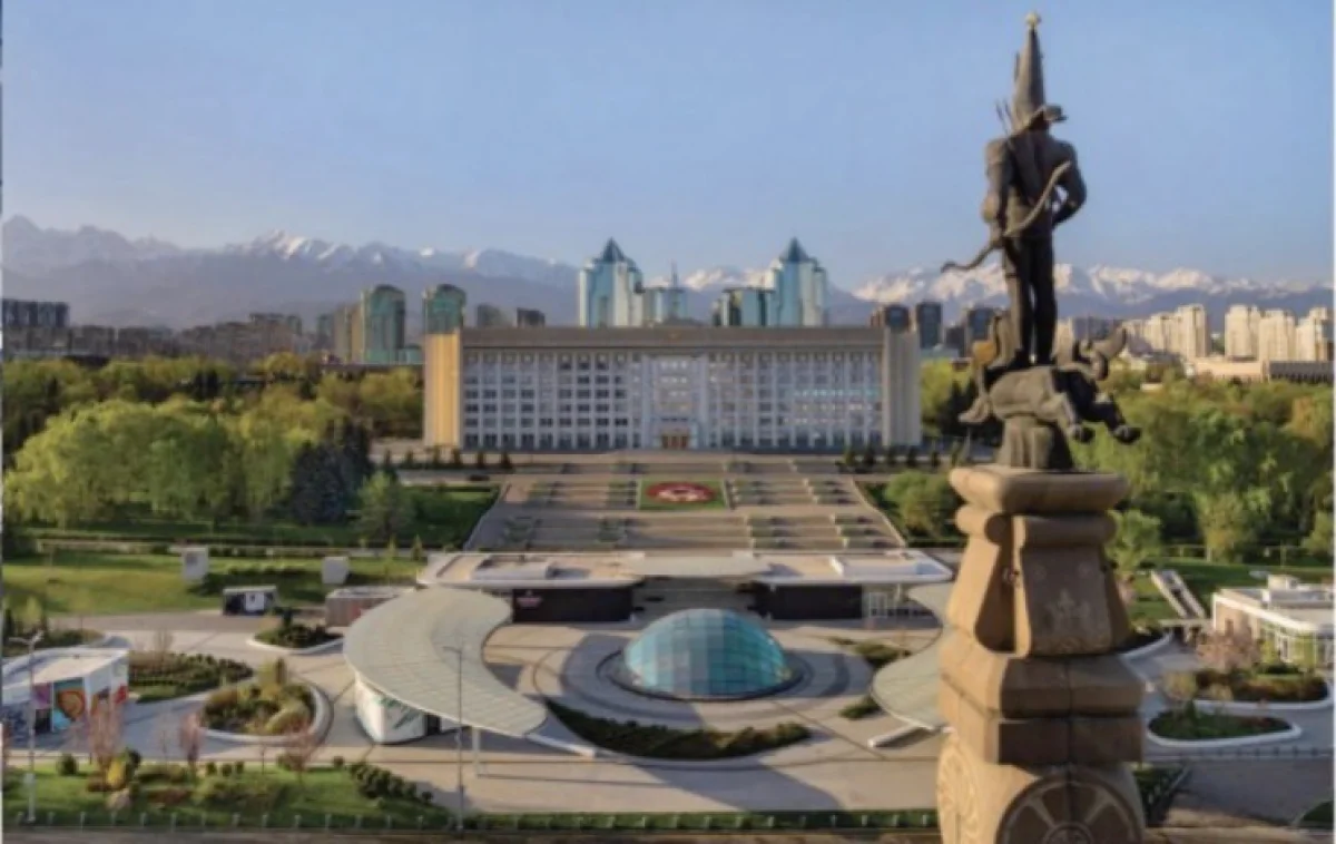 Алматы представлен в европейском журнале Porschist