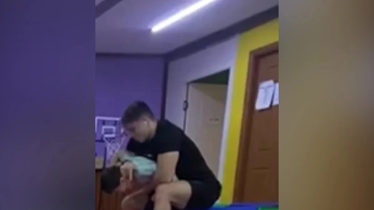 Алматыда түзету орталығының мамандары ерекше балаларды ұрып, қинаған