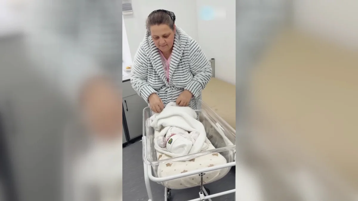 Настоящий демографический рекорд поставила жительница Темиртау - она родила тринадцатого ребенка