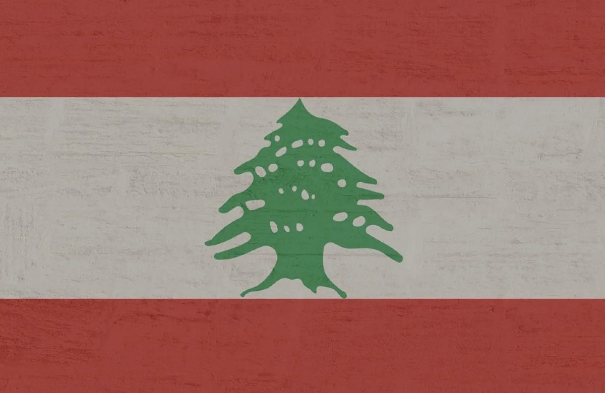 Израиль ударил по отелю в центре Бейрута: есть погибшие