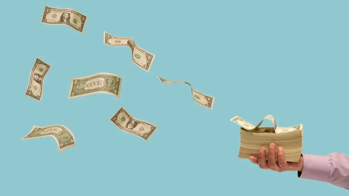 Рыбы, сократите траты, Скорпионы, не опускайте руки: гороскоп на вторник, 10 марта