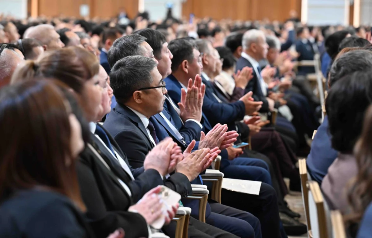 Мәслихат депутаттары халық пен билік арасындағы көпір болуға тиіс – Тоқаев