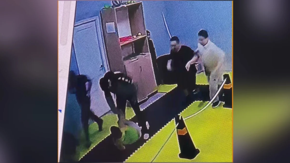 «У него была синяя грудь»: в Актау после избиения ребенка закрыли коррекционный сад