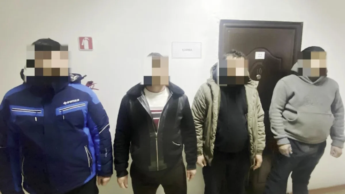 18 иностранцев пытались нелегально пересечь границу Казахстана и России в автомобильном прицепе