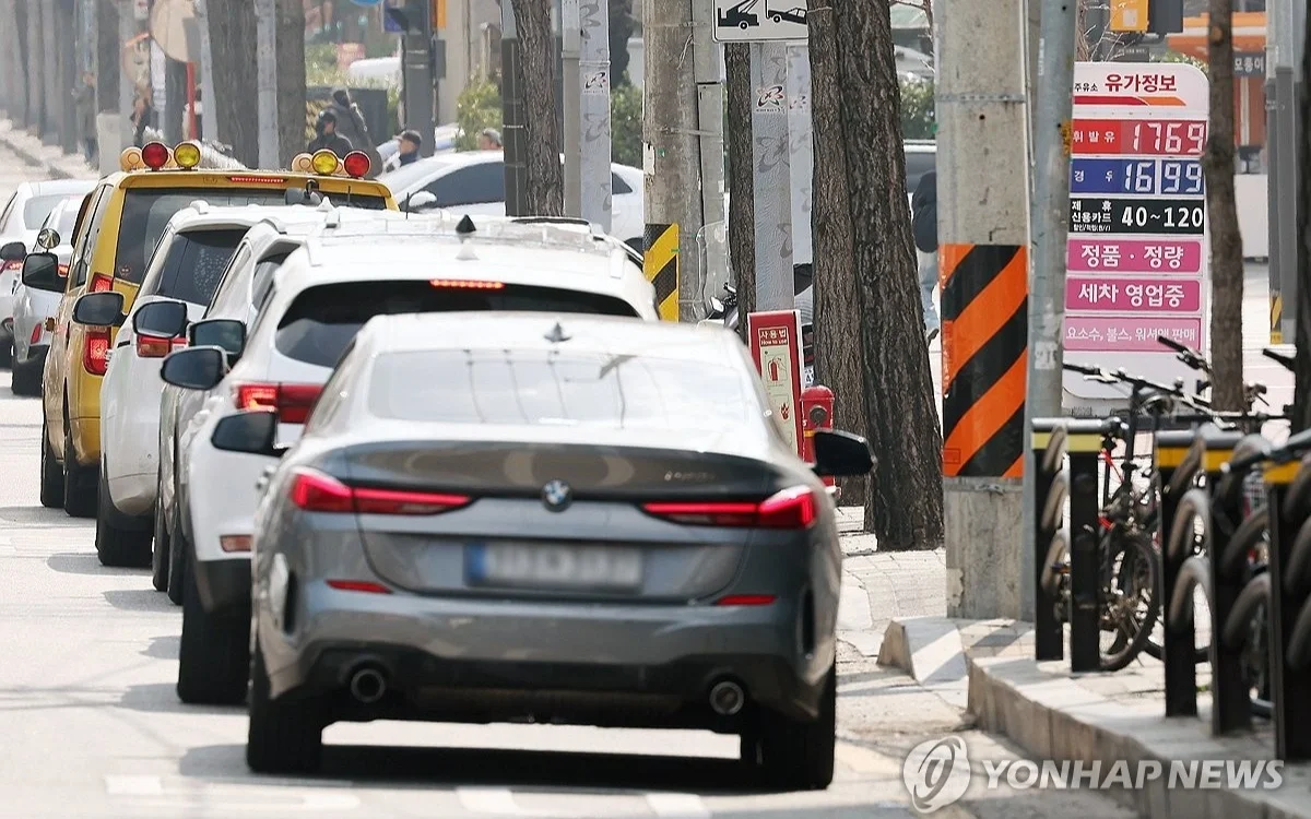 Оңтүстік Корея Таяу Шығыстағы қақтығысқа байланысты жанар-жағармай бағасына шектеу енгізді