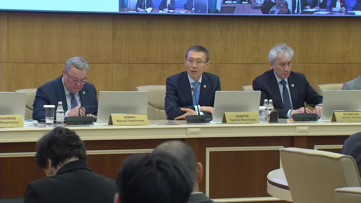 В ЦКР разъяснили "правила дня тишины" и проведения опросов в день референдума