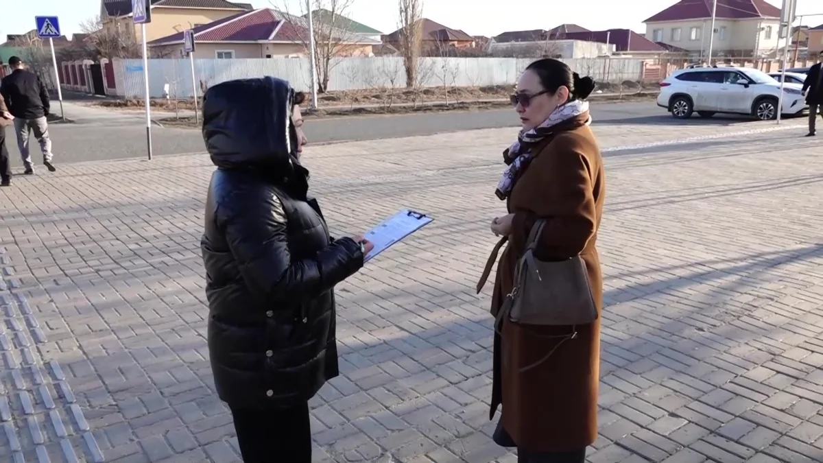 Қоғамдық саясат институтының мамандары Атырауда әлеуметтік сауалнама жүргізуде