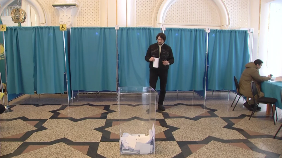 Референдум - важный момент для каждого казахстанца - А. Ахметов