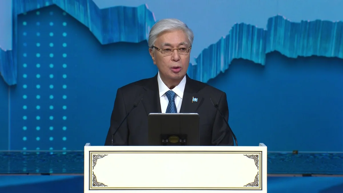 15 марта объявлено Днём Конституции