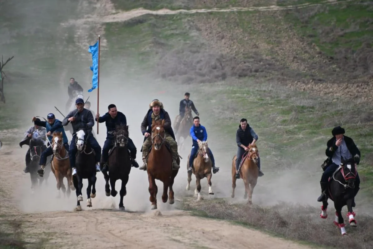 Военнослужащие Казахстана отметили День единства в рамках Наурызнама