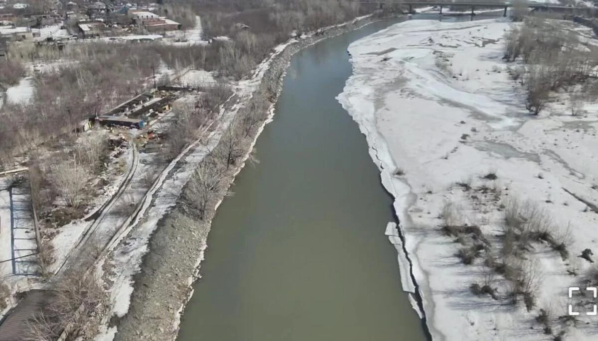 Снег тает - риск растет: в ВКО усилили контроль из-за угрозы паводков