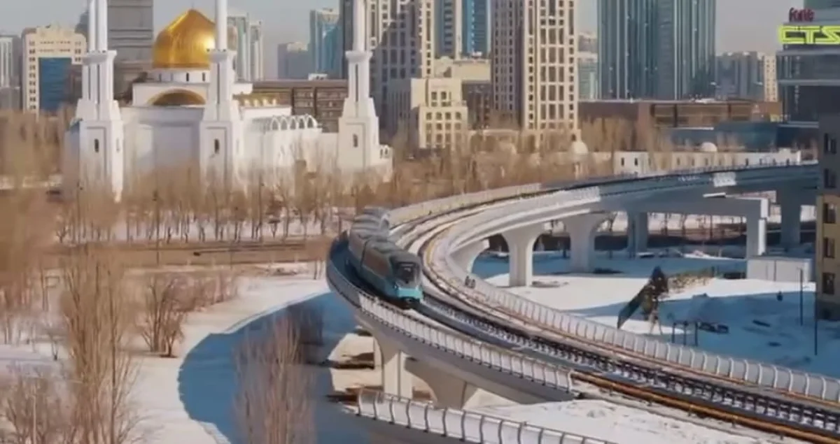 Составы LRT во время тестов разогнали до их максимальной скорости