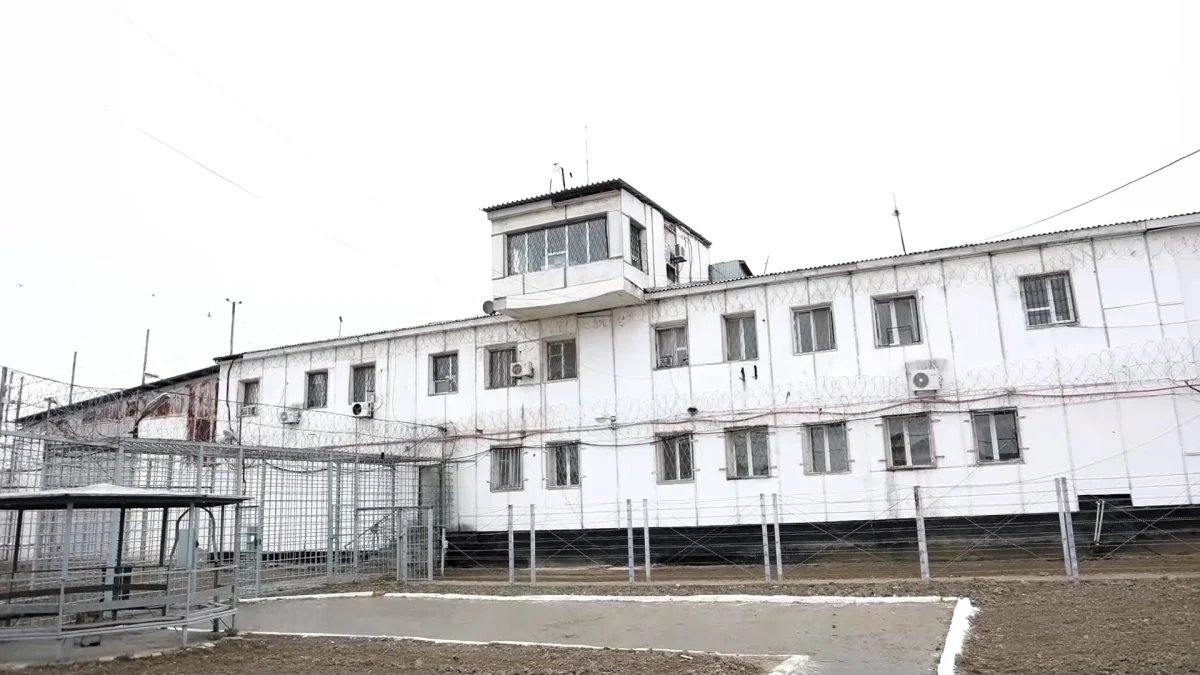 Атырауда ерлер түрмесінде сотталушы қаза тапты