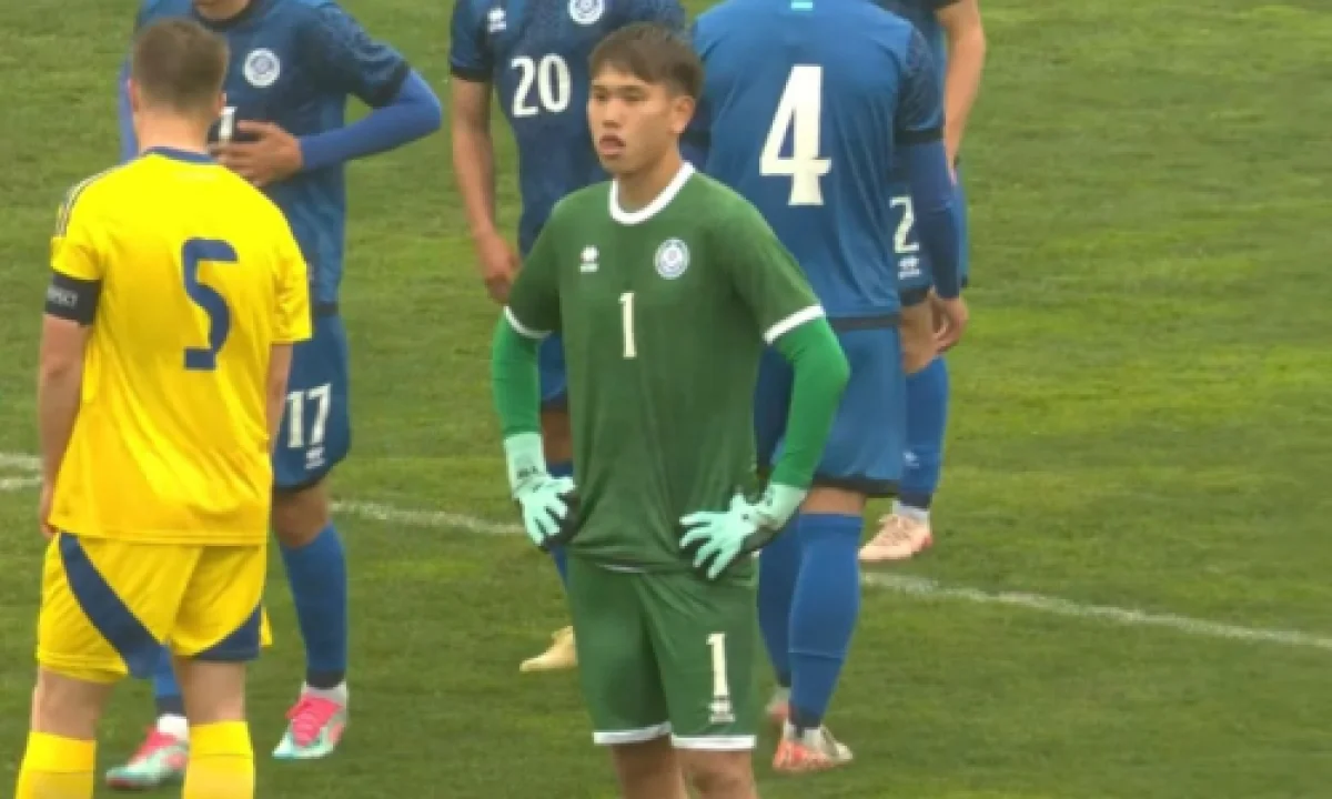 Казахстан разгромили в ключевом матче отбора на Евро после удаления Калмурзы