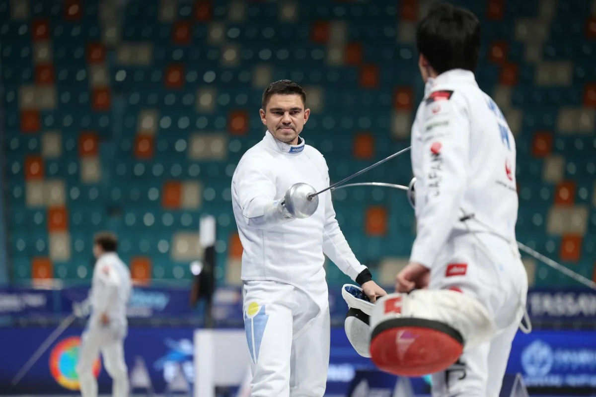 Руслан Олимпиада чемпионын жеңіп, Астанадағы әлем кубогының жартылай финалына шықты