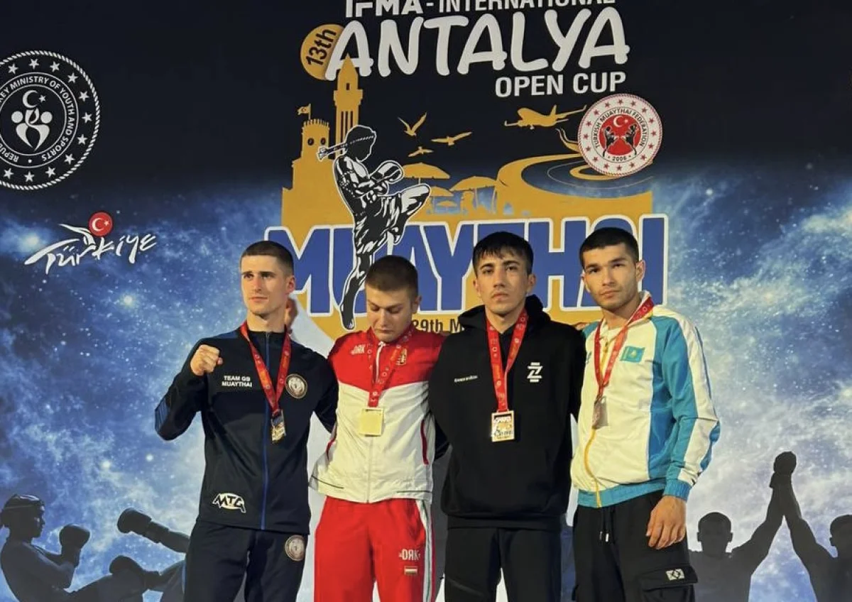 20 золотых медалей завоевали казахстанские тайбоксеры