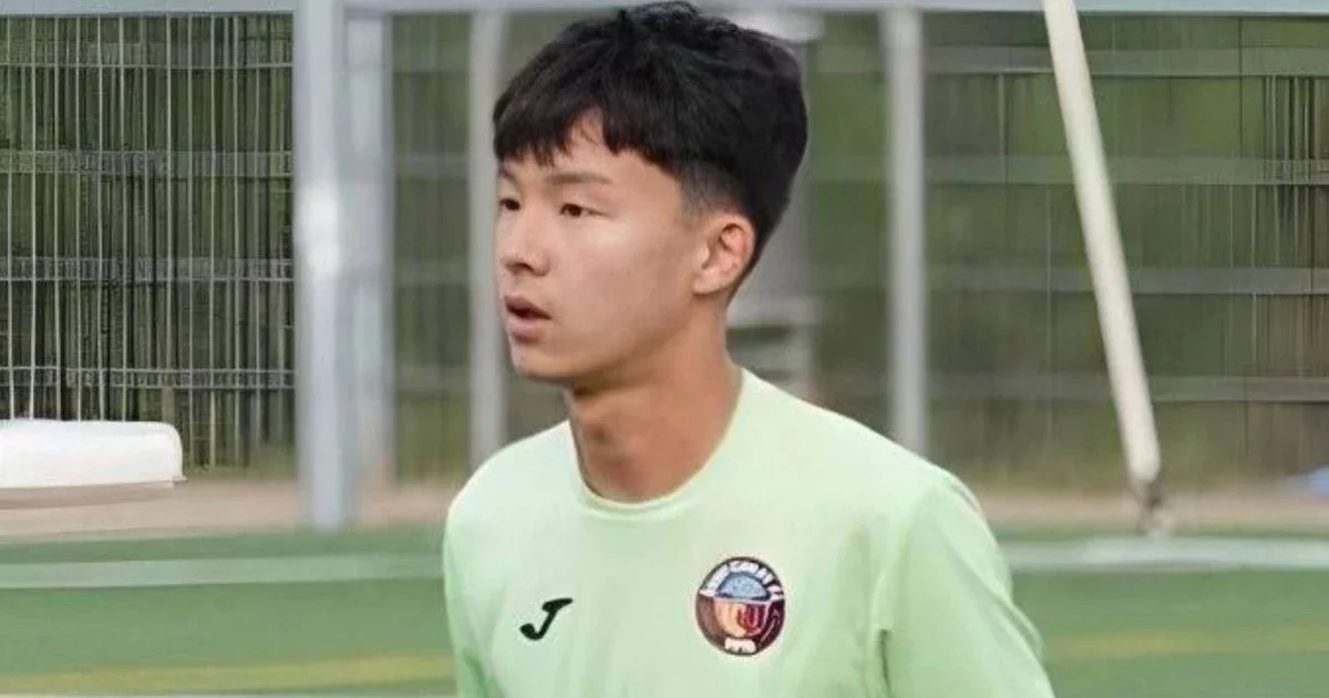 15 жастағы қазақ баласы әйгілі "Барселона" футбол клубымен келісімшартқа отырды