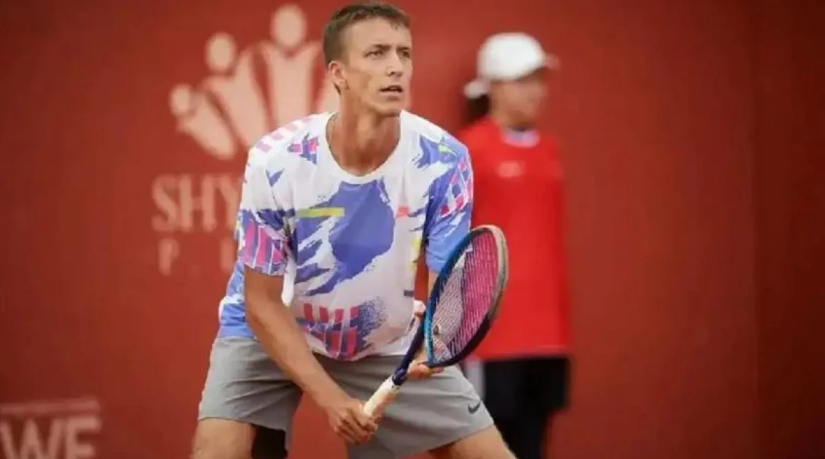 Григорий Ломакин стартовал с победы на турнире ITF M25 в Китае
