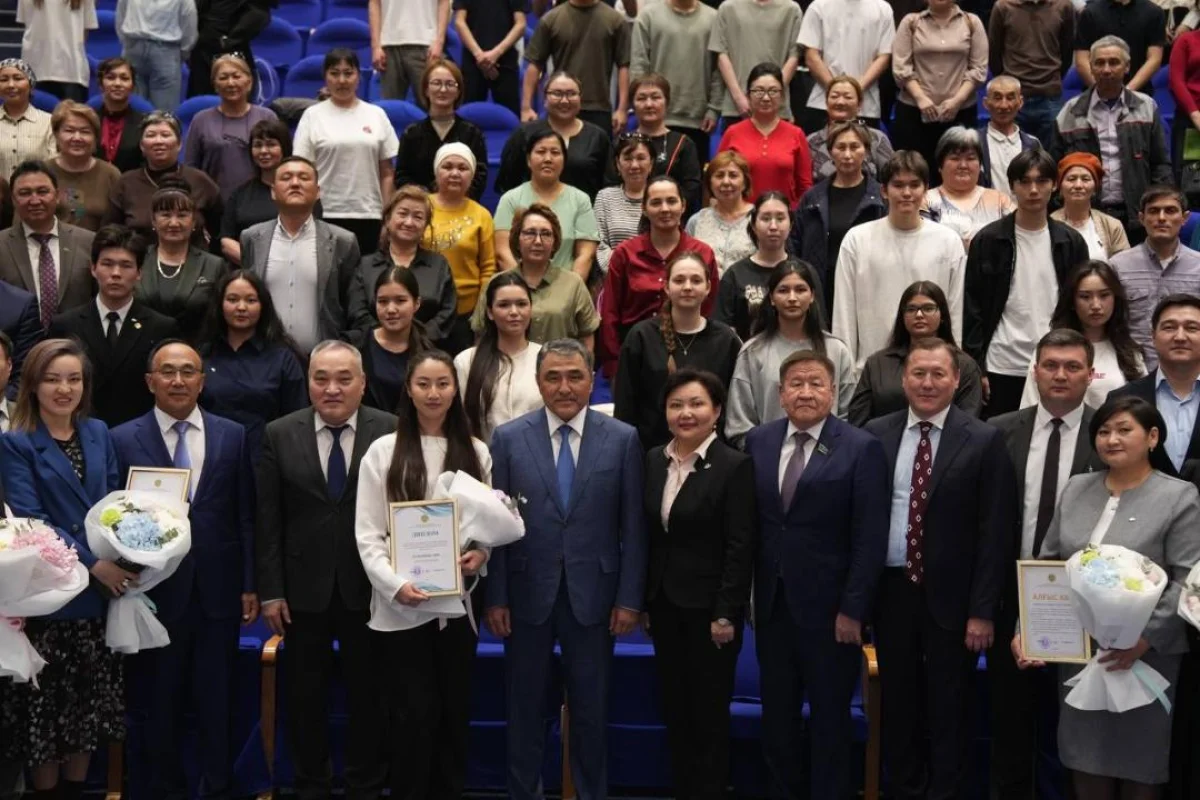 Студенты Казахстана объединились за водосбережение: прошёл экочас «Экономь воду – сохраняй будущее!»