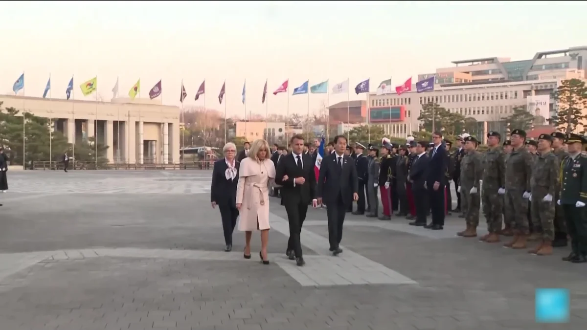 «Трамп не болса соны оттай бермесін!» - Макрон