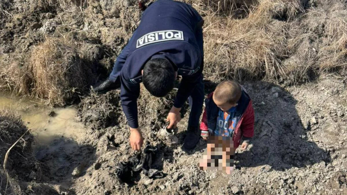 Полицейский на лошади спас 3-летнего мальчика в степи Абайской области (ВИДЕО)