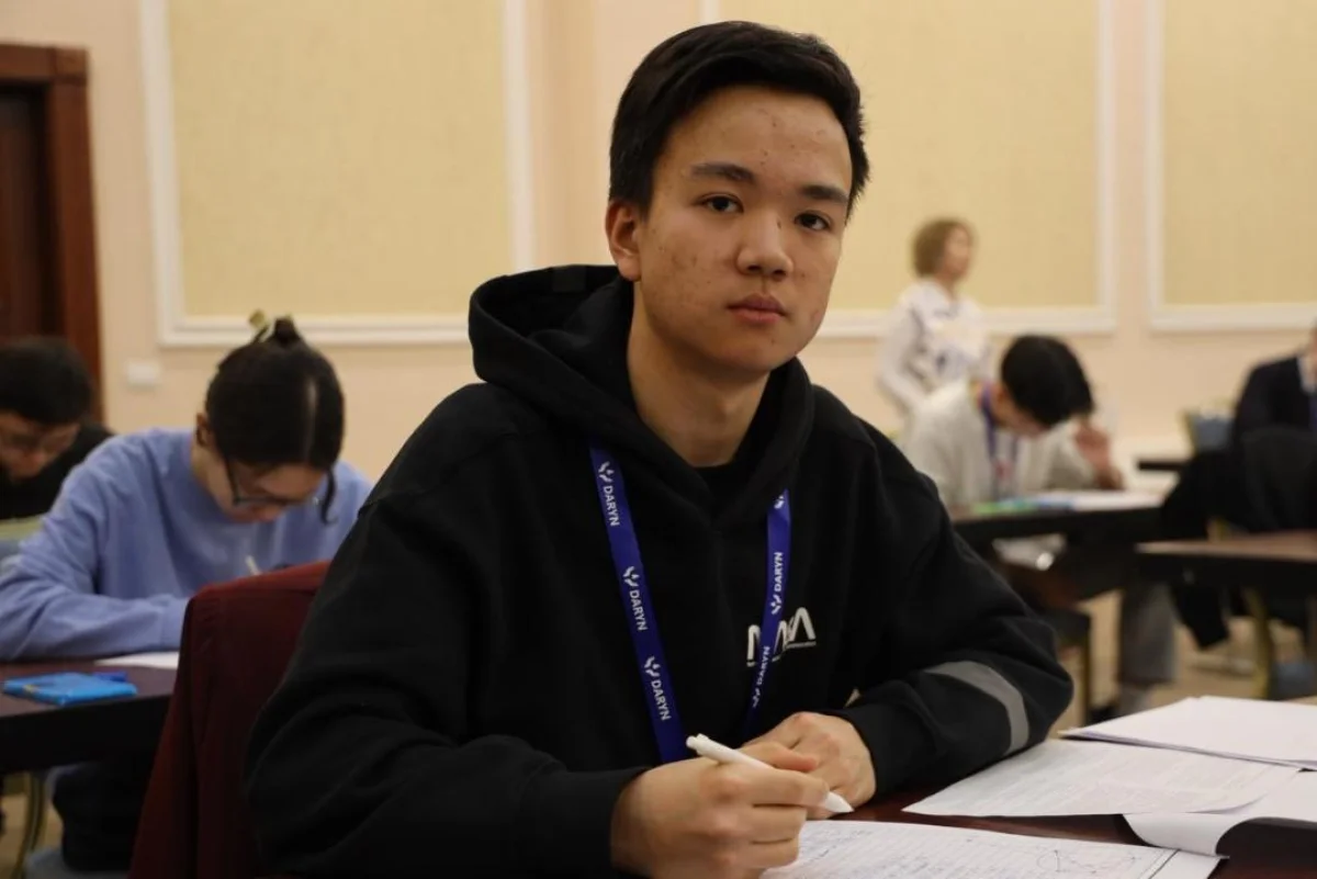 Казахстанский школьник с серебром Международной олимпиады по математике поступил в MIT