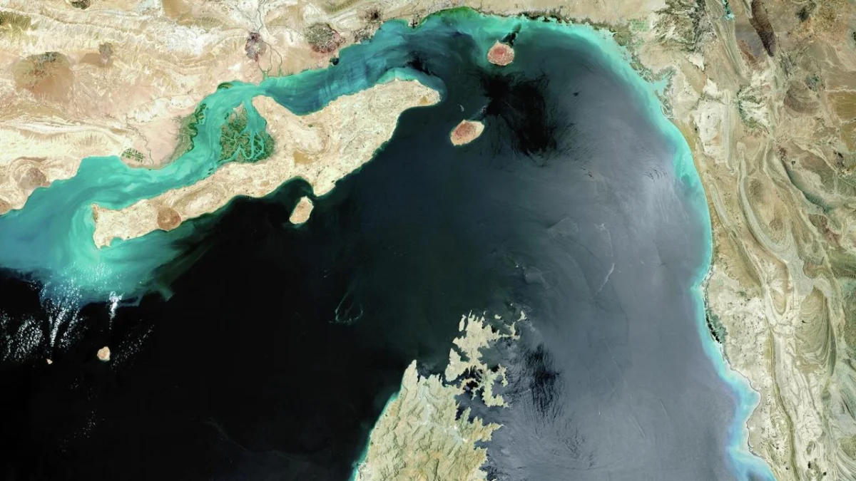 США сегодня начнут морскую блокаду иранских портов