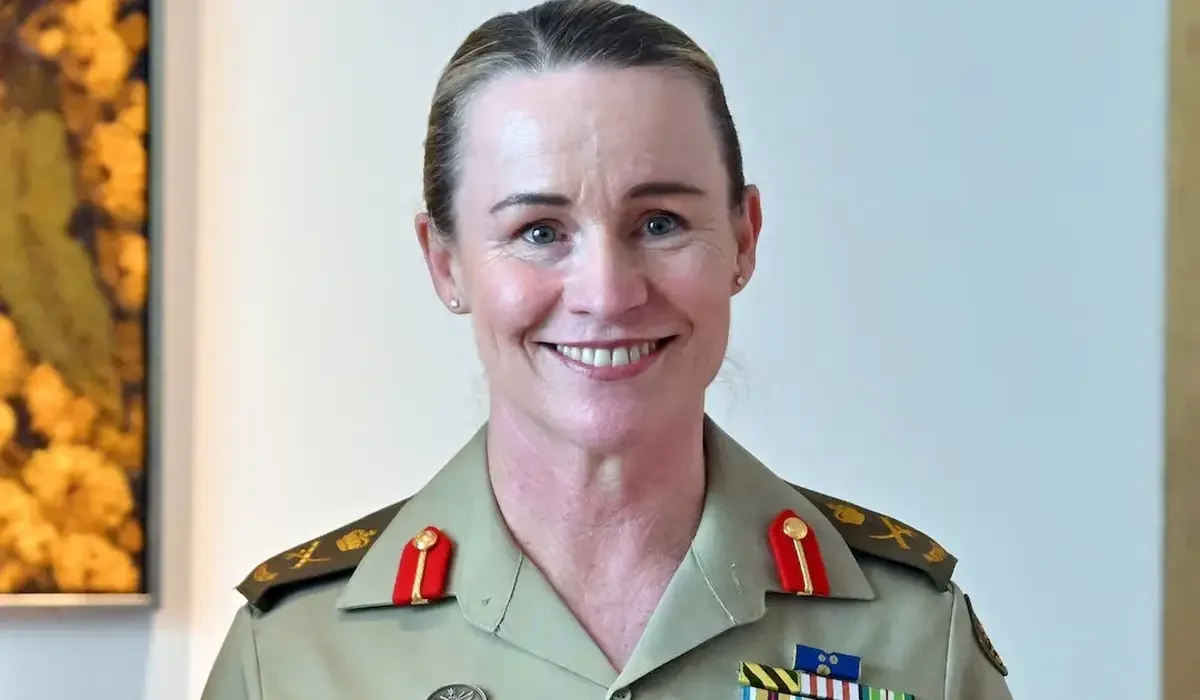 Аустралия тарихында тұңғыш рет армияны әйел басқарады
